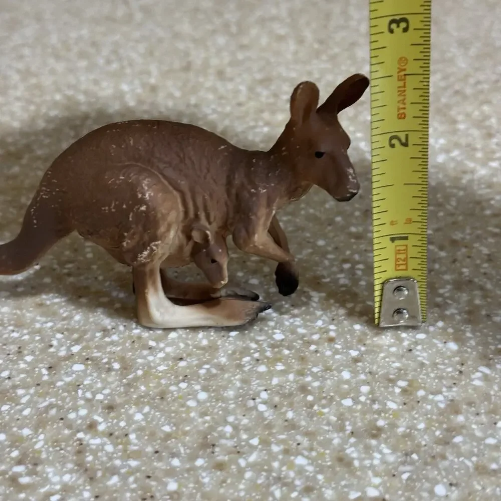 Outback Steakhouse The Kangaroo Krush Drink Cup Clinger Figurine Baby Joey Toy